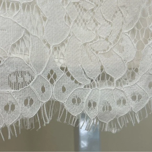 New Karen Kane Elegant Cream Lace Shift Dress - Picture 13 of 13